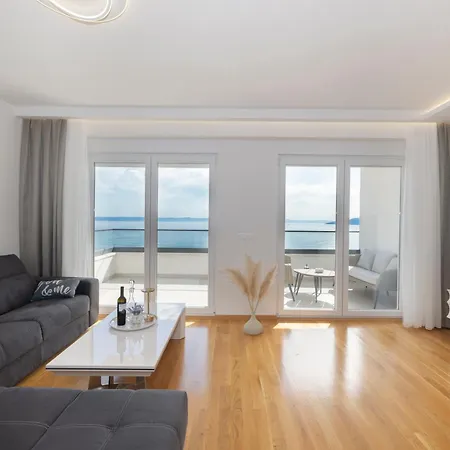 Lusi Apartment *