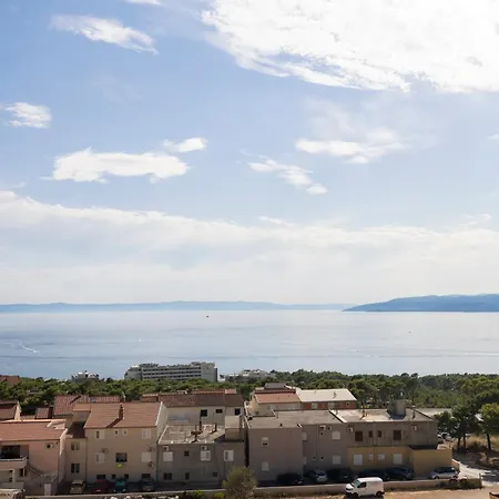 Lusi Apartment Makarska